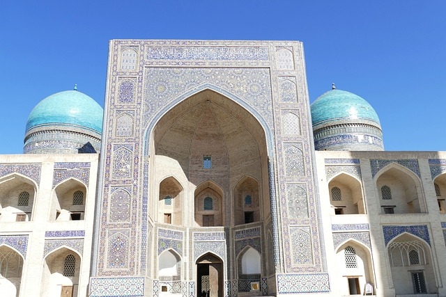 Pasqua in UZBEKISTAN: Viaggio sulla Via della Seta